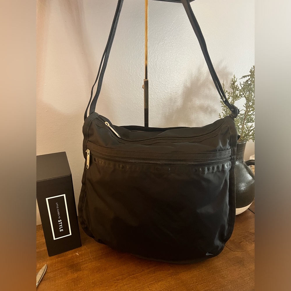 LeSportsac Crossbody Bag (with Key/Coin Purse) - Picture 3 of 15